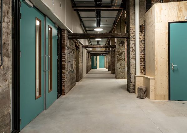 renting a warehouse